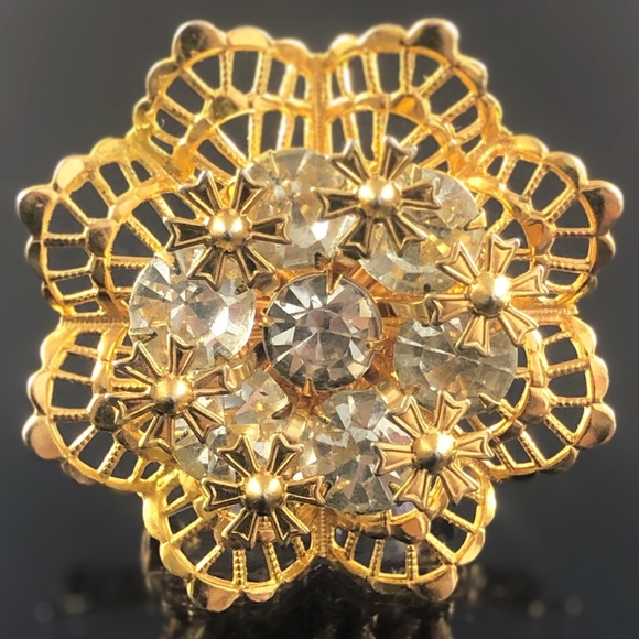 Vintage Gold Tone Filigree Brooch - Picture 3 of 4